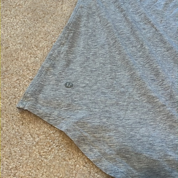 Large? Lululemon tank - Picture 3 of 6